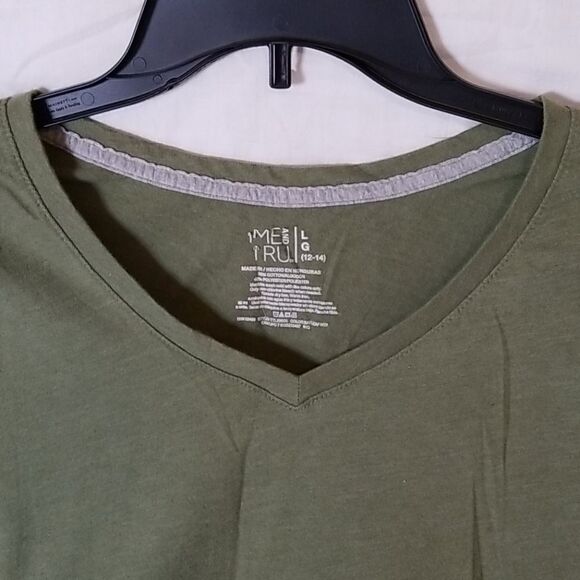 Time and Tru Camo Green‎ Short Sleeve V-Neck Tee Size L - Picture 3 of 6